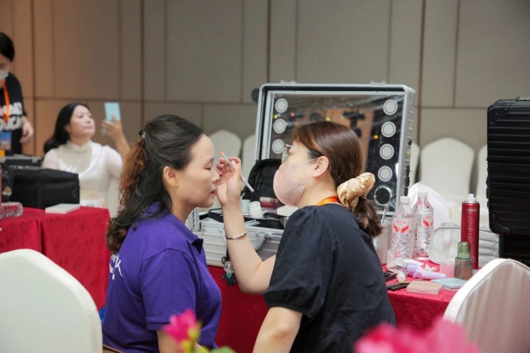 1761537205200937.jpg 18.jpg