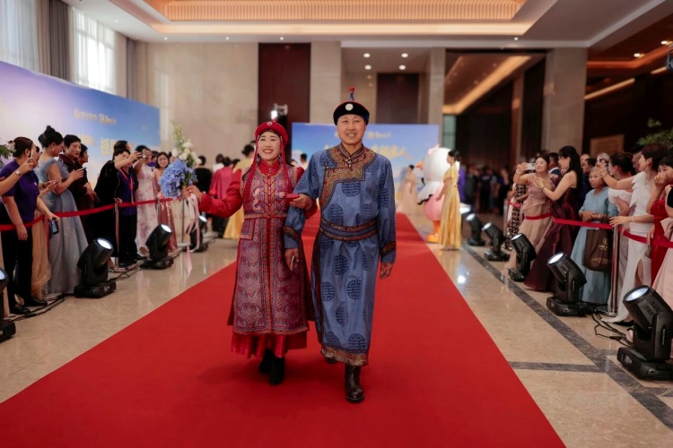 1761537704430228.jpg 50.jpg